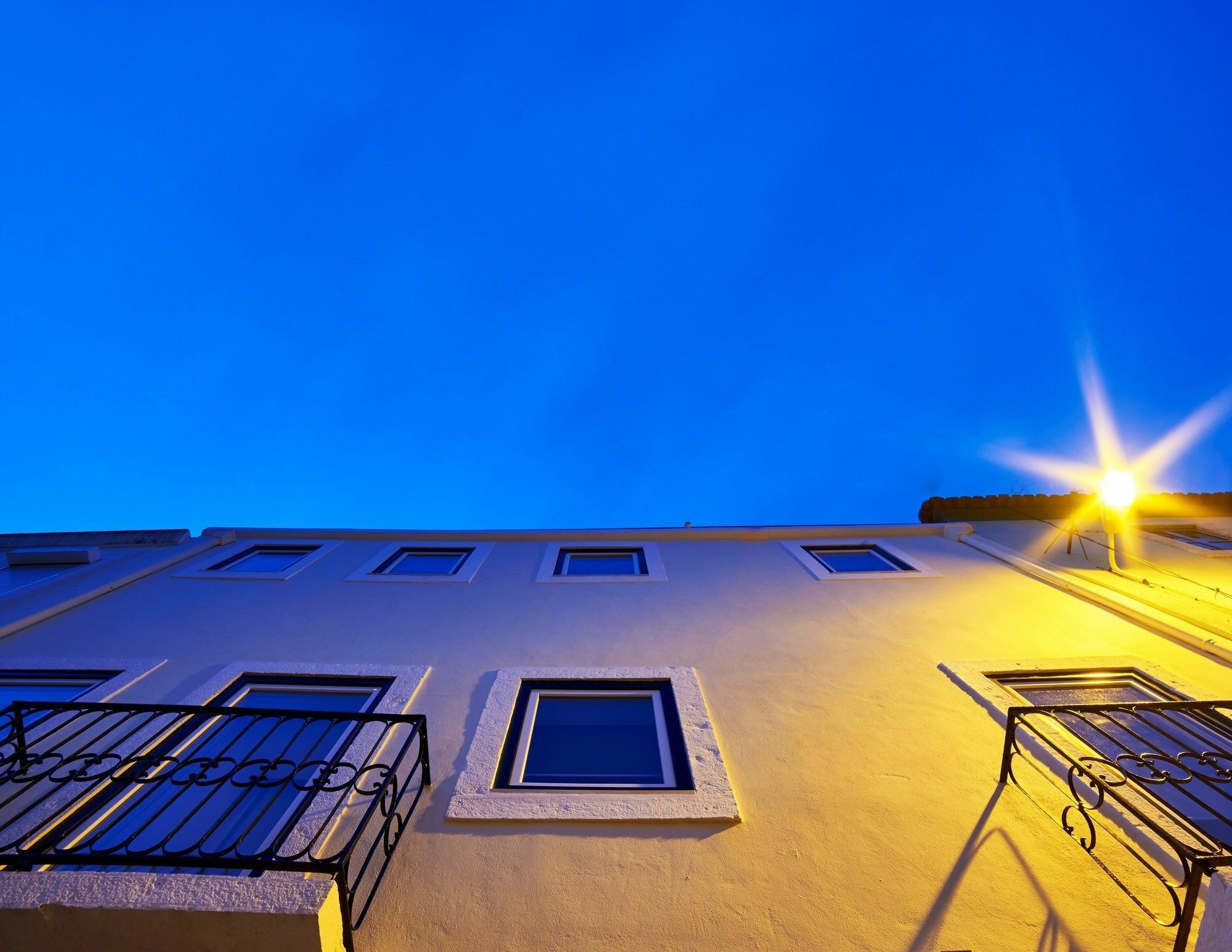 Lis Apartments Lisboa Екстериор снимка